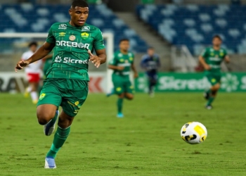 Com dois gols na final, Nescau manda recado para António Oliveira; “se ele quiser, eu estou pronto”