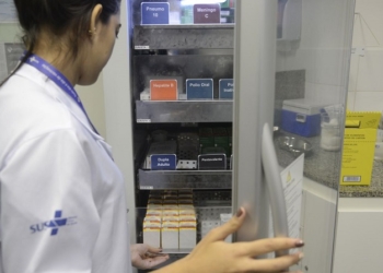 Sem fonte de custeio, piso da enfermagem pode levar à desassistência de 35 milhões de brasileiros