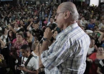 Em campanha, Júlio Campos diz que disputa o cargo não por vaidade, mas como uma missão