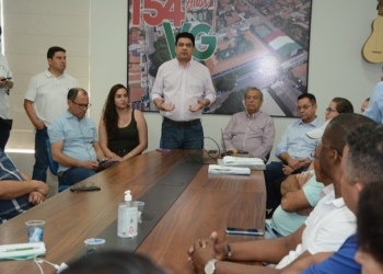 Kalil aprova projeto do Mercado Municipal e garante obra pronta em sua gestão