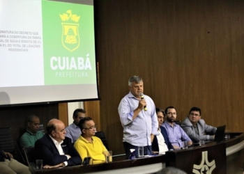 Famílias beneficiadas com tarifa social de água e tratamento de esgoto passam de 900 para 8,7 mil