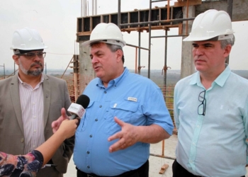 Ministro da Ciência e Tecnologia visita Parque Tecnológico de Várzea Grande