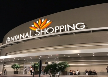 Homem é encontrado morto após escorregar do teto do Pantanal Shopping