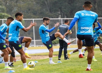 Cuiabá treina em solo gaúcho e fecha preparação para encarar o Internacional no Beira-Rio