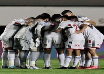 Delegação do São Paulo desembarca hoje em Cuiabá para o duelo com o Dourado no Brasileirão