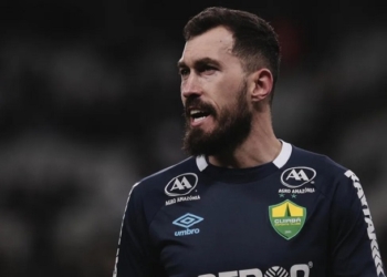 Com distensão na coxa direita confirmada, Walter não joga mais pelo Cuiabá em 2022