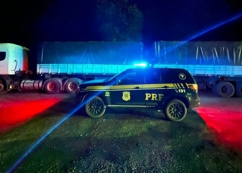 Carga 52 toneladas de soja avaliada em R$ 140 mil é recuperada pela PRF