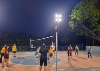 Seplag promove torneio de vôlei em comemoração ao mês do servidor