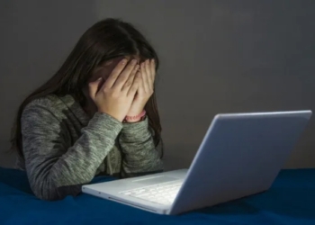 Adolescentes que praticavam cyberbullying e difamavam vítimas com conteúdo sexual são identificadas