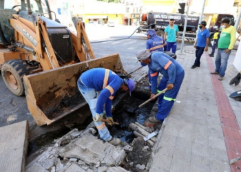 Secretaria de Obras retira 20 toneladas de lixo todo mês dos bueiros de Cuiabá