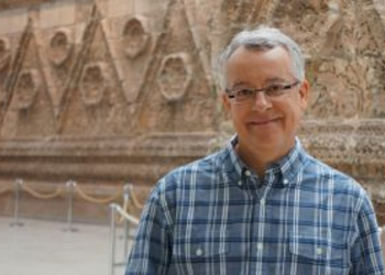 Duas festas, uma ausência