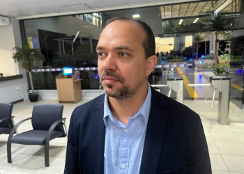 Mauro reassume governo e é informado que existe bloqueio somente em uma área indígena