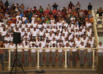 Cinco mil alunos participam da cerimônia de formatura do Proerd em Cuiabá