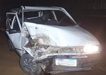 Três pessoas ficam feridas em Sinop após acidente entre carro e carreta na BR-163