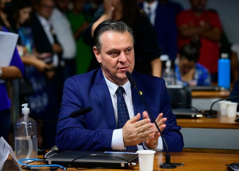 Aprovação da PEC garante assistência aos brasileiros que mais precisam, avalia Fávaro