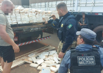 Casal é preso com 188 tabletes de cocaína na BR-158 em Vila Rica