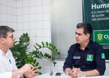 Emanuel discute com o promotor Fachone construção de instituição de longa permanência para idosos