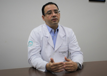 Epstein-Barr, vírus circula em 95% dos adultos e pode estar relacionado à doença neurológica