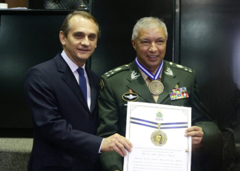 General cuiabano no comando do Exército