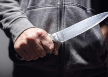 Durante bebedeira homem é esfaqueado no pescoço pelo amigo e morre