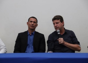 Prefeito Ari Lafin pede o apoio do coronel Assis para viabilizar ferrovias para a região