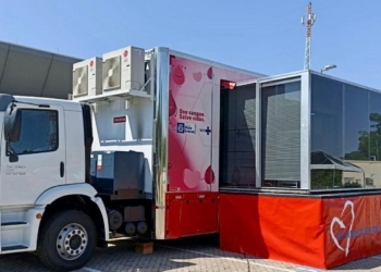 Unidades especializadas da SES realizam coleta de sangue e entregam cadeiras de rodas