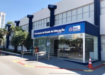 Governo publica edital de programa de intercâmbio para estudantes da rede estadual