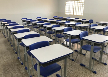Seduc-MT garante vaga para todos os estudantes, mas reforça prazo para matrícula