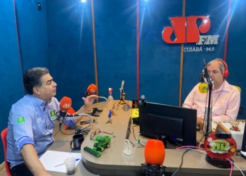 Emanuel defende mudança na direção do MDB, mas prega respeito a biografia de Carlos Bezerra