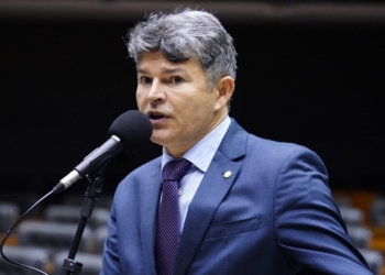 Medeiros compõe frente conservadora de oposição ao PT na Câmara Federal