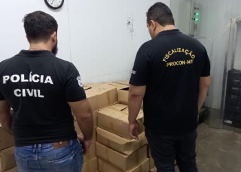 Procon-MT apreende manteiga comercializada de forma irregular em distribuidora da Capital