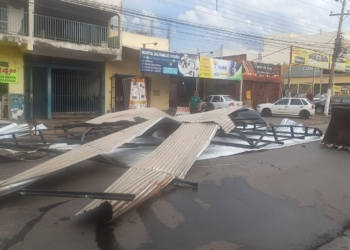 Temporal deixa mais de 1.200 imóveis sem energia na Grande Cuiabá