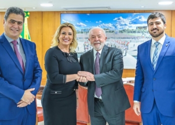Lula recebe Emanuel, Márcia e Emanuelzinho em Brasília e garante mais recursos para Cuiabá