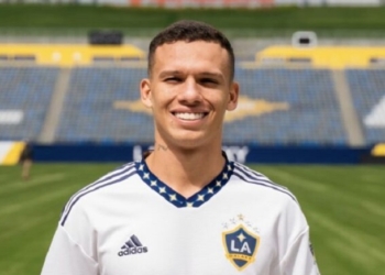 Calegari deixa o Fluminense e assina com Los Angeles Galaxy, dos EUA