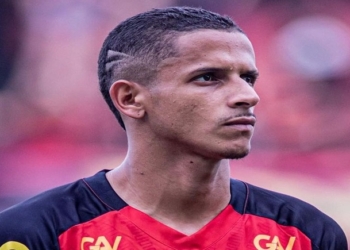 Cuiabá entra na briga com clubes da Série A e faz proposta por Luciano Juba, do Sport