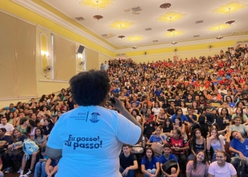 Aula inaugural do Pré-Enem Digit@l reúne professores e estudantes no auditório do Liceu Cuiabano