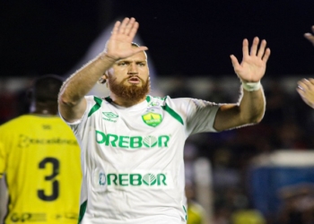 De volta ao time titular após cinco rodadas, Isidro Pitta tem boas recordações com o Botafogo