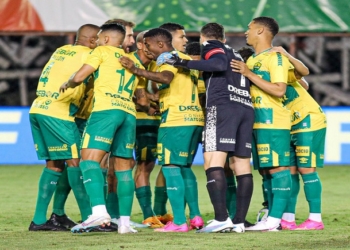 Cuiabá chega ao terceiro jogo sem vencer e se aproxima da zona de rebaixamento do Brasileirão