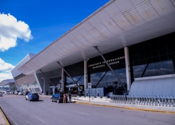 Estudantes de MT começam a embarcar para Londres nesta sexta-feira