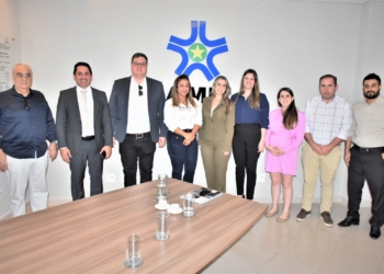 Equipe da Assomasul visita a AMM e troca experiências sobre os serviços oferecidos