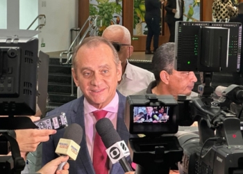 Toma lá, dá cá