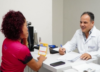 Especialista alerta: reconstrução mamária é garantido por lei e procedimento não pode ser cobrado