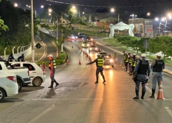 Oito motoristas são presos por embriaguez ao volante em Várzea Grande