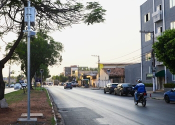 Radares da Miguel Sutil e Santa Rosa vão multar a partir de dezembro, explica prefeitura