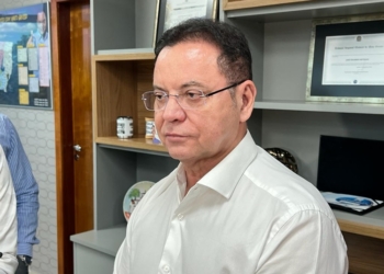 Botelho defende prisão perpétua para criminoso que matou família em Sorriso