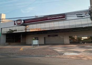 Cliente é indenizado em R$ 22 mil após comprar carro em concessionária de Cuiabá