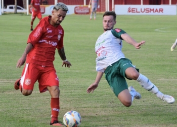 União passeia sobre o Luverdense e segue na liderança isolada do Estadual