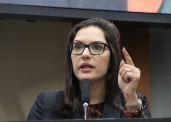 Janaina denuncia ao MPE e TCE falta de repasses da Prefeitura de Cuiabá ao Hospital de Câncer