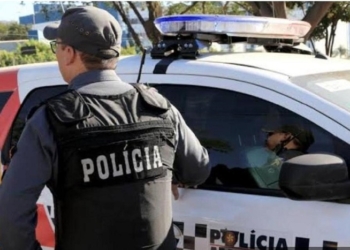 Criminoso morre em confronto com a PM após fazer idosa refém em MT