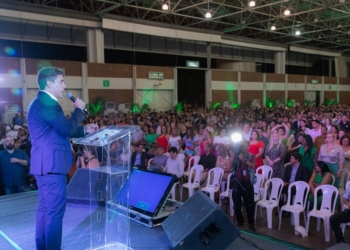 Seduc dá posse a 2,5 mil novos gestores para atuarem nas 647 escolas de Mato Grosso